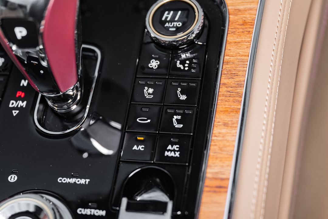 2026 BENTLEY CONTINENTAL GTC AZURE V8