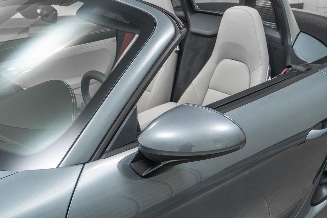2025 Porsche 718