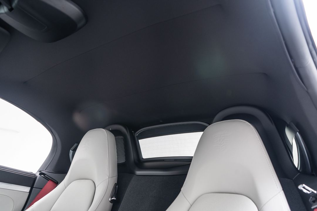 2025 Porsche 718