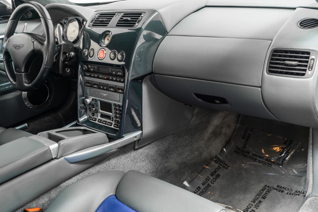 2003 Aston Martin Vanquish