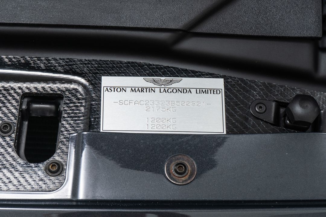 2003 Aston Martin Vanquish