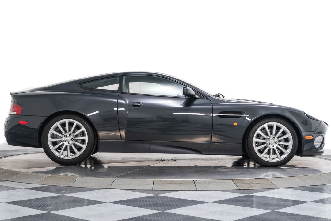2003 Aston Martin Vanquish