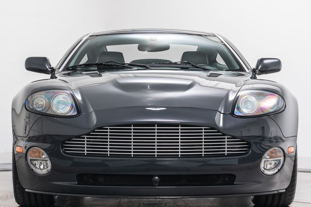 2003 Aston Martin Vanquish