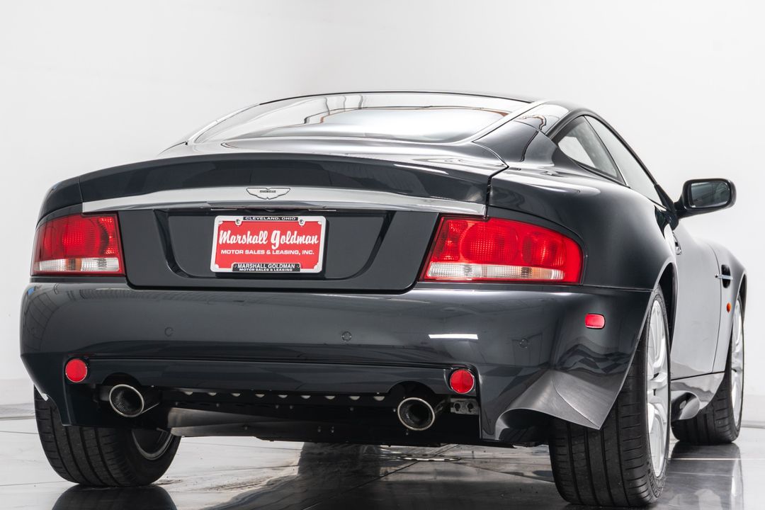 2003 Aston Martin Vanquish