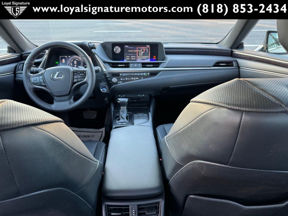 2021 Lexus ES 300h