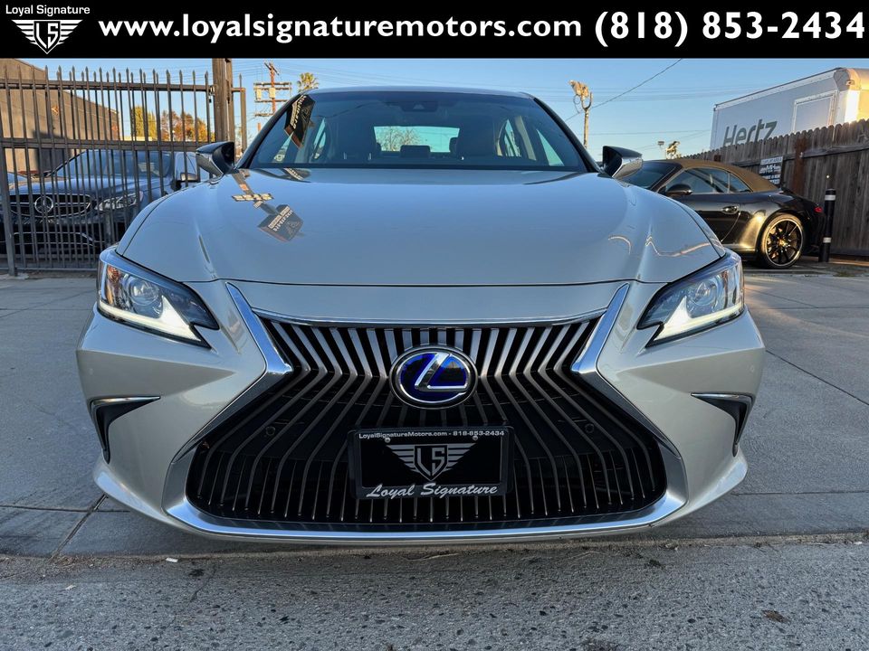 2021 Lexus ES 300h