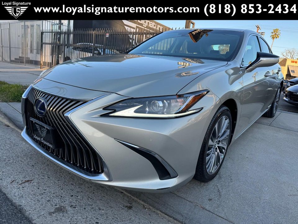 2021 Lexus ES 300h