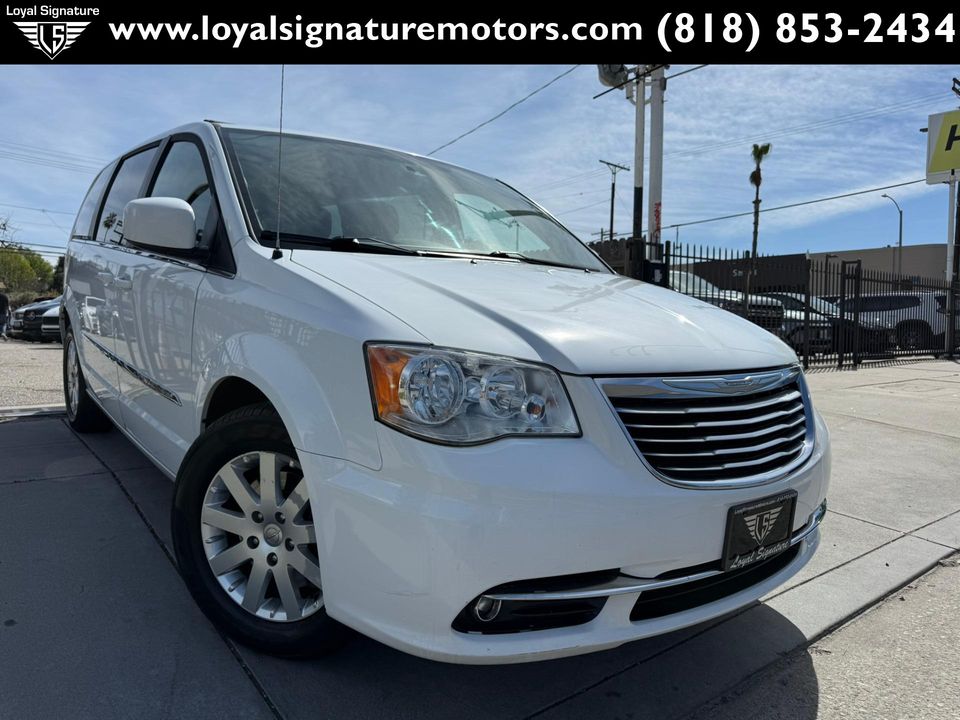 2015 Chrysler Town and Country