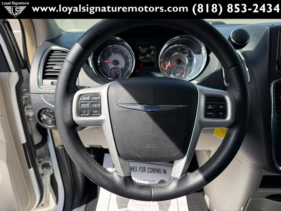 2015 Chrysler Town and Country