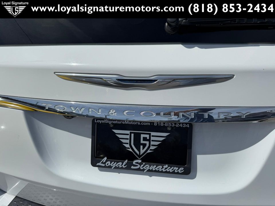 2015 Chrysler Town and Country