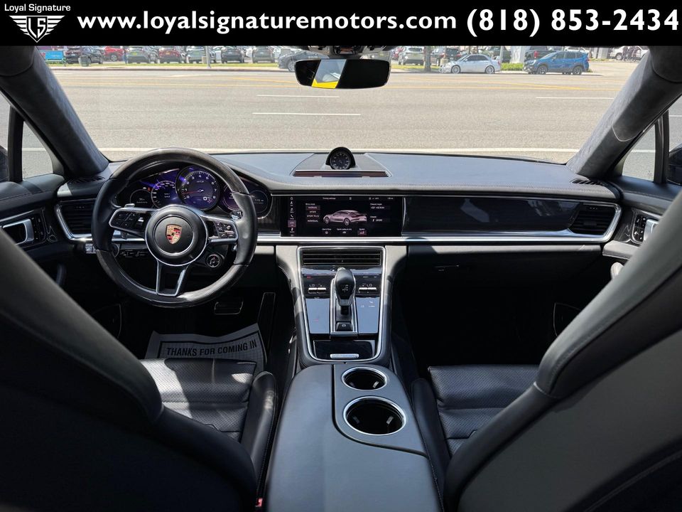 2019 Porsche Panamera