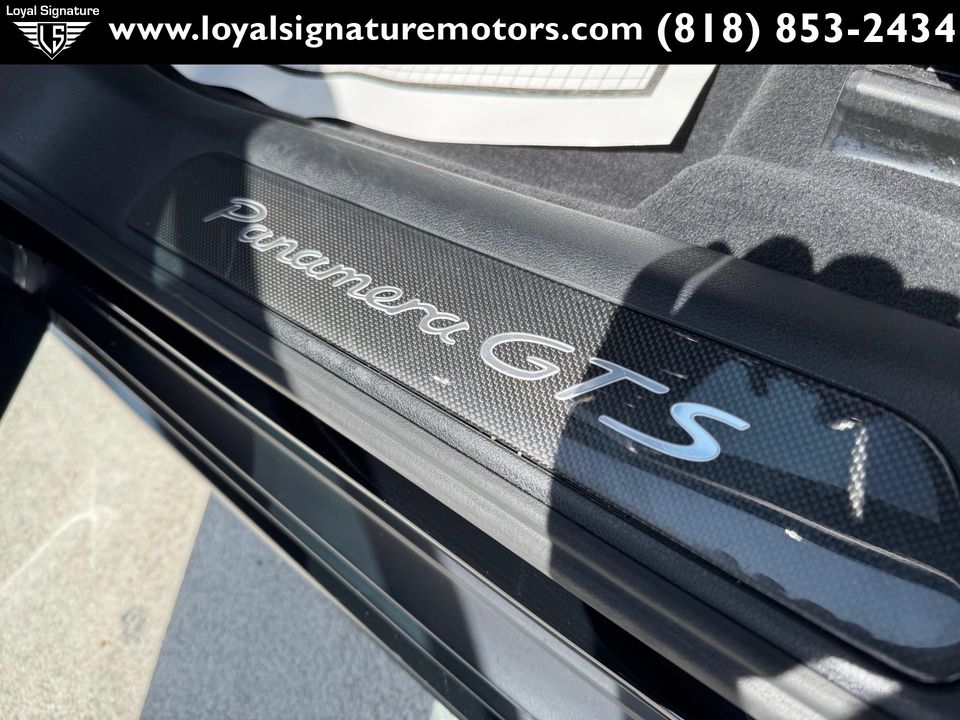 2019 Porsche Panamera