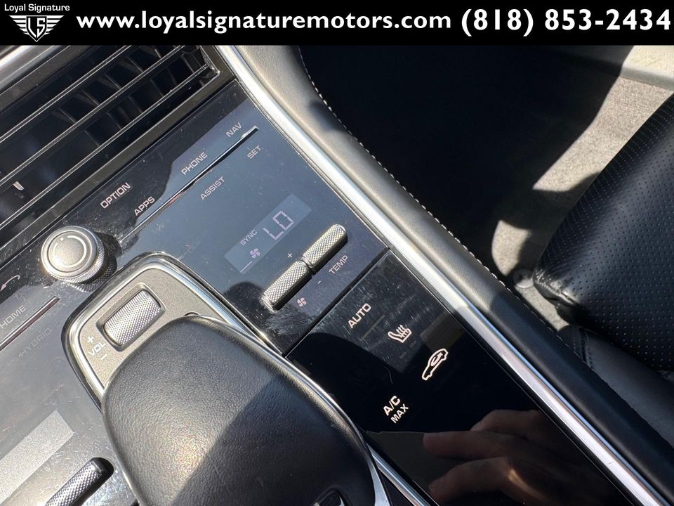 2019 Porsche Panamera