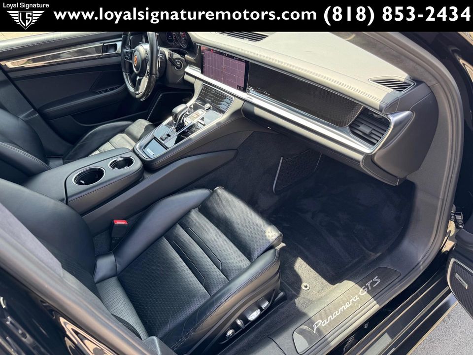 2019 Porsche Panamera