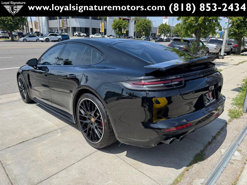 2019 Porsche Panamera