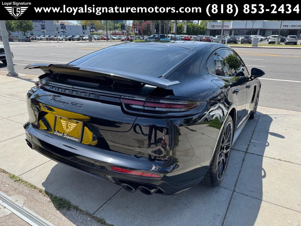 2019 Porsche Panamera