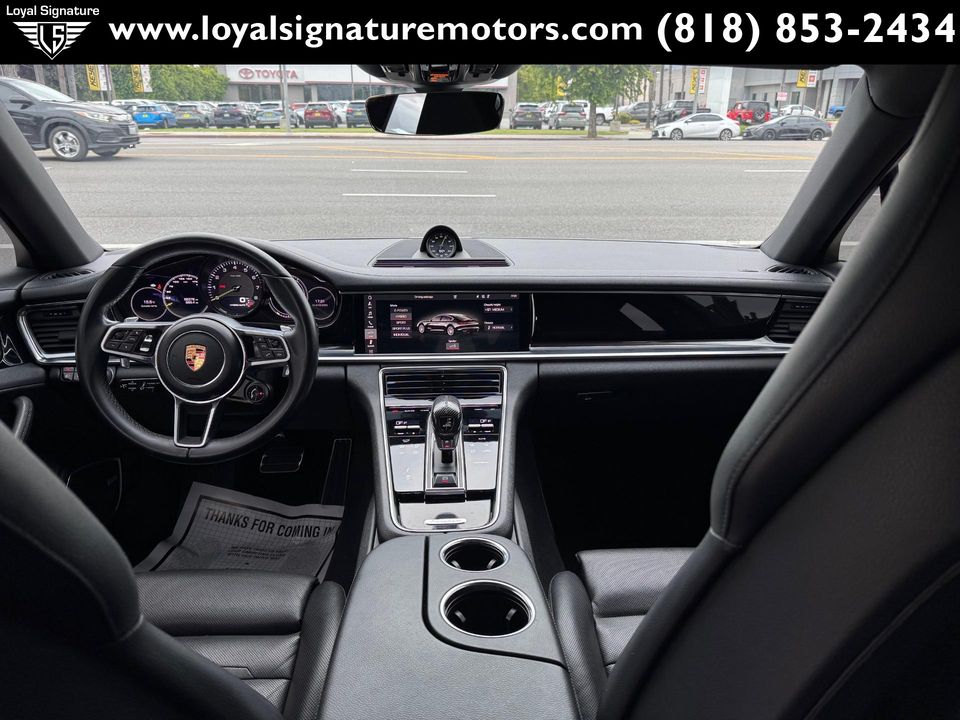 2018 Porsche Panamera