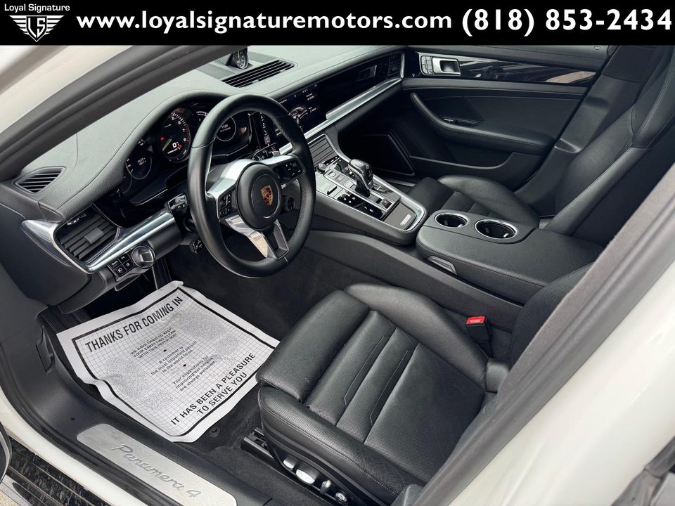 2018 Porsche Panamera