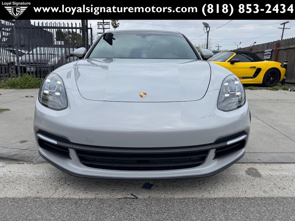 2018 Porsche Panamera