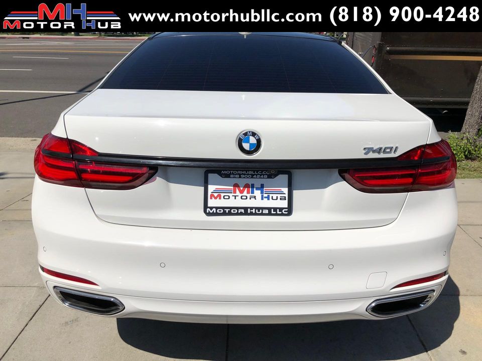 2016 BMW 7 Series