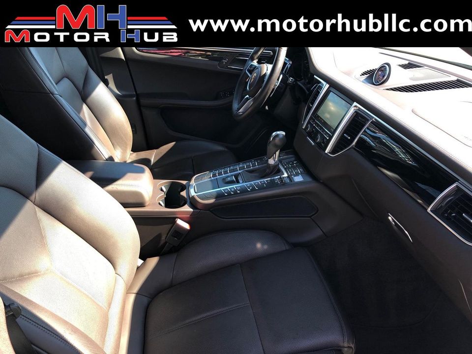 2016 Porsche Macan