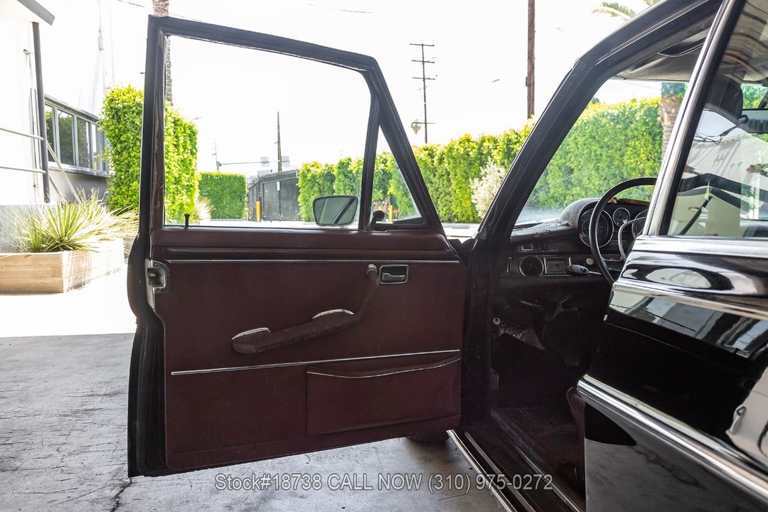 1970 Mercedes-Benz 300SEL 6.3