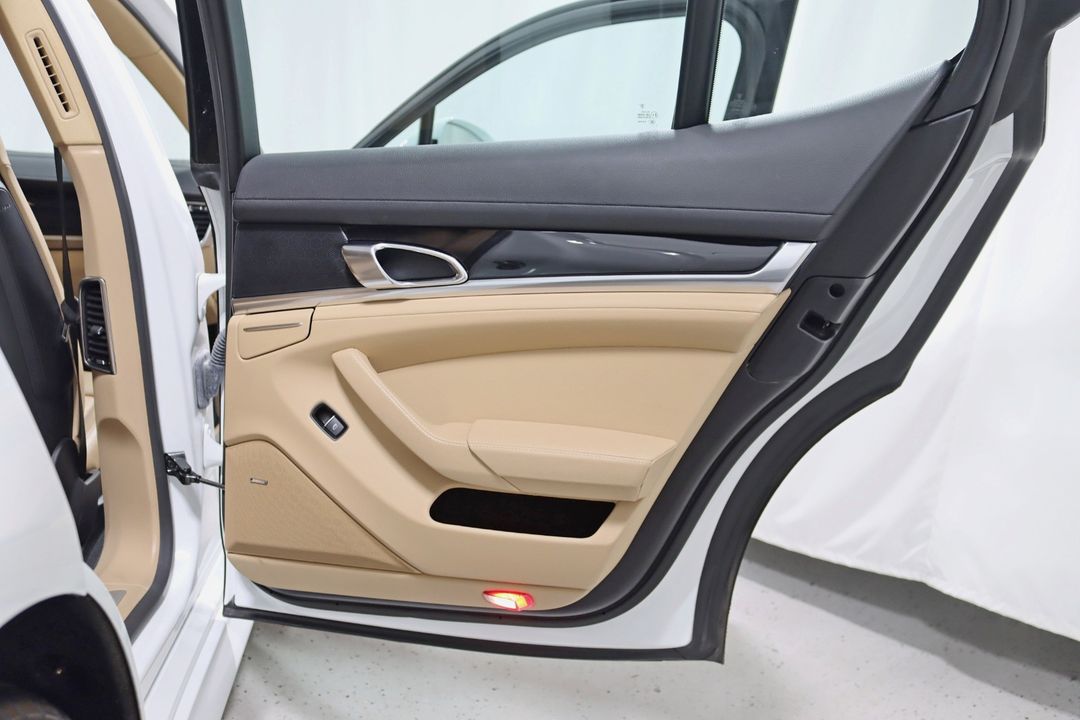 2013 Porsche Panamera
