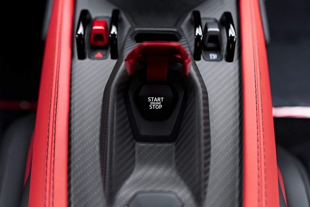 2024 Lamborghini Revuelto