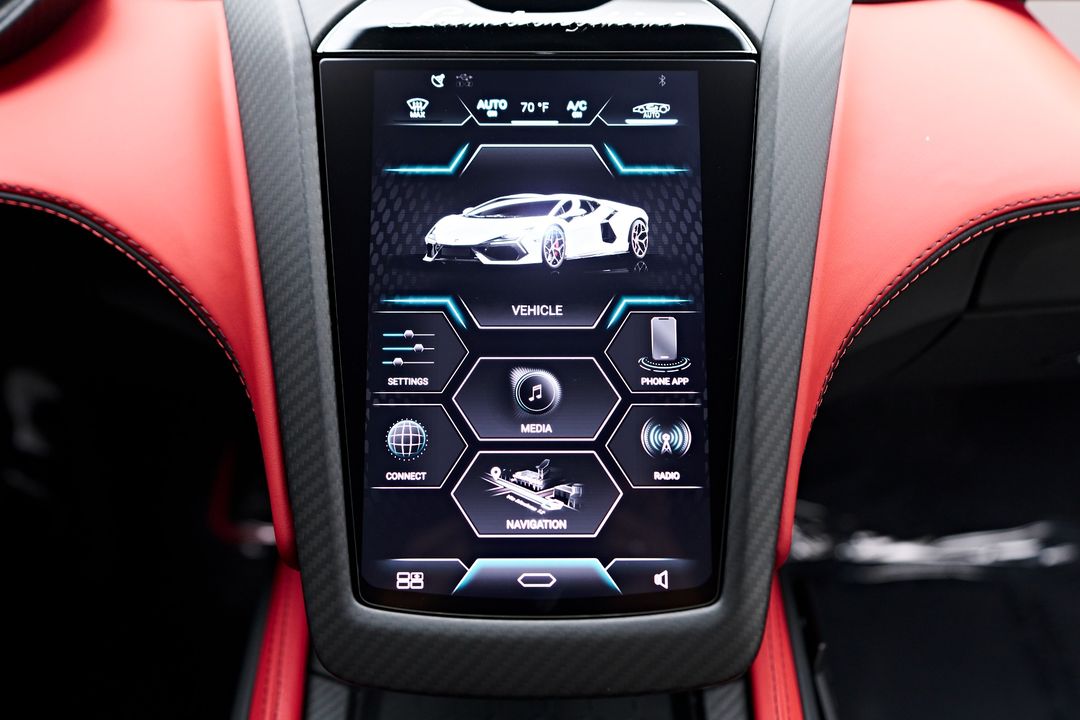 2024 Lamborghini Revuelto