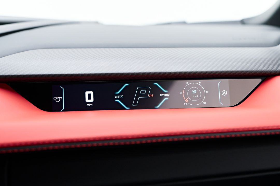 2024 Lamborghini Revuelto