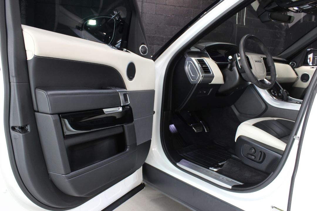 2020 Land Rover Range Rover Sport
