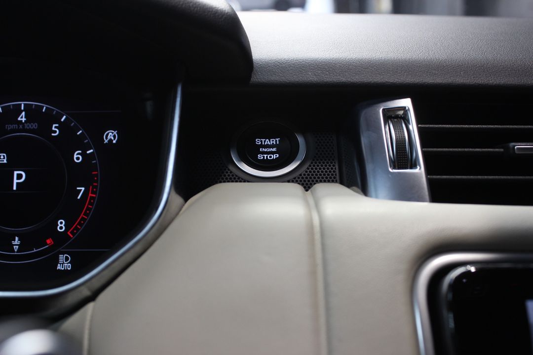 2020 Land Rover Range Rover Sport