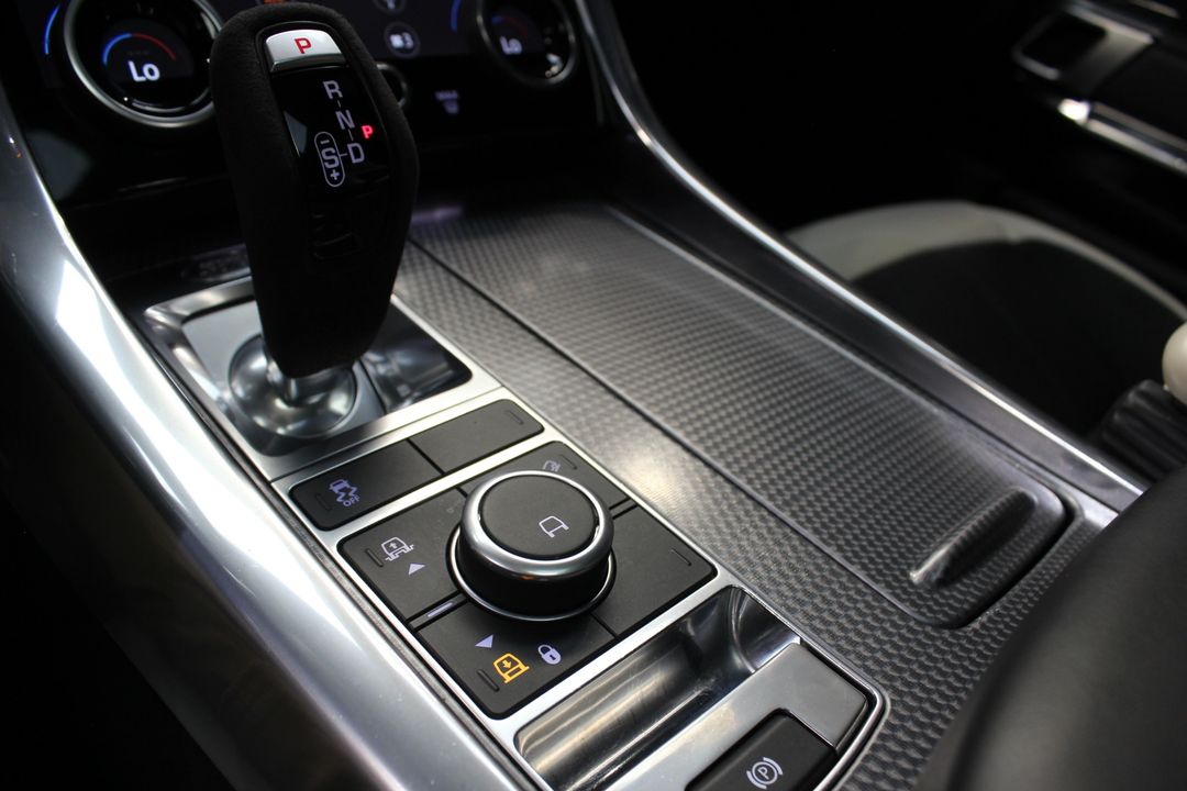 2020 Land Rover Range Rover Sport