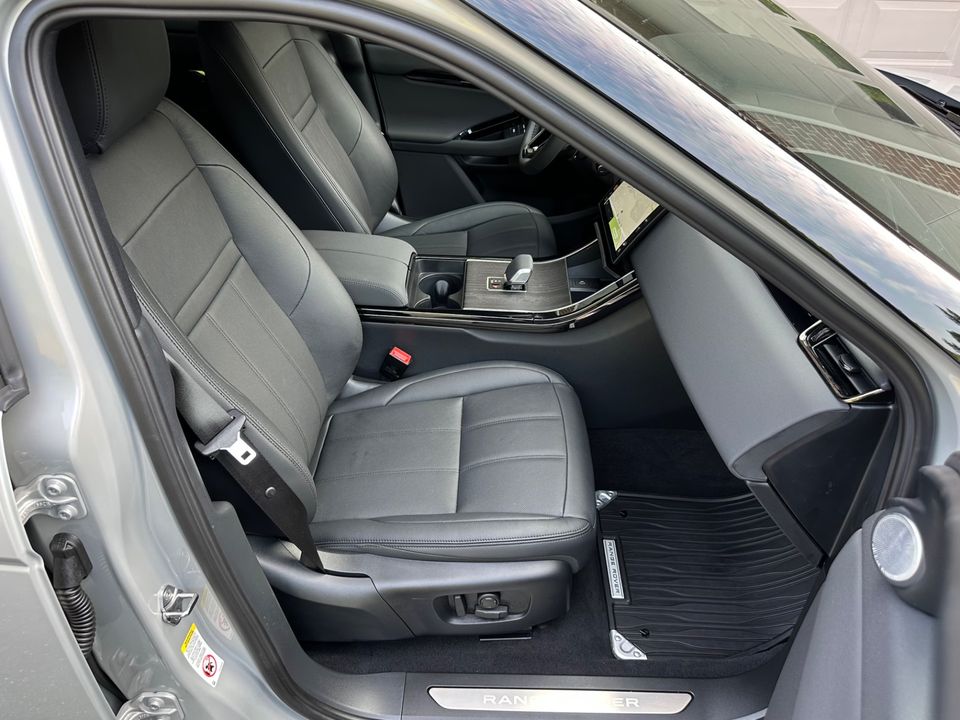 2024 Land Rover Range Rover Evoque