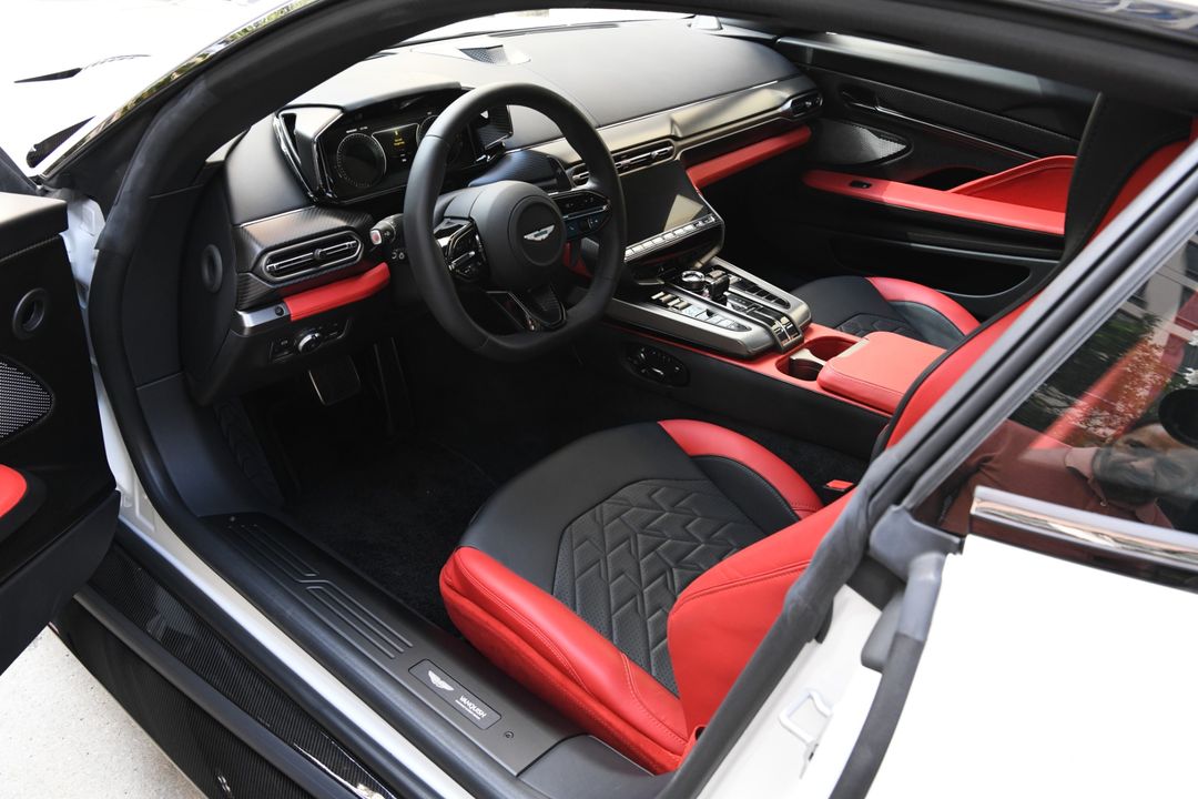 2025 Aston Martin Vanquish