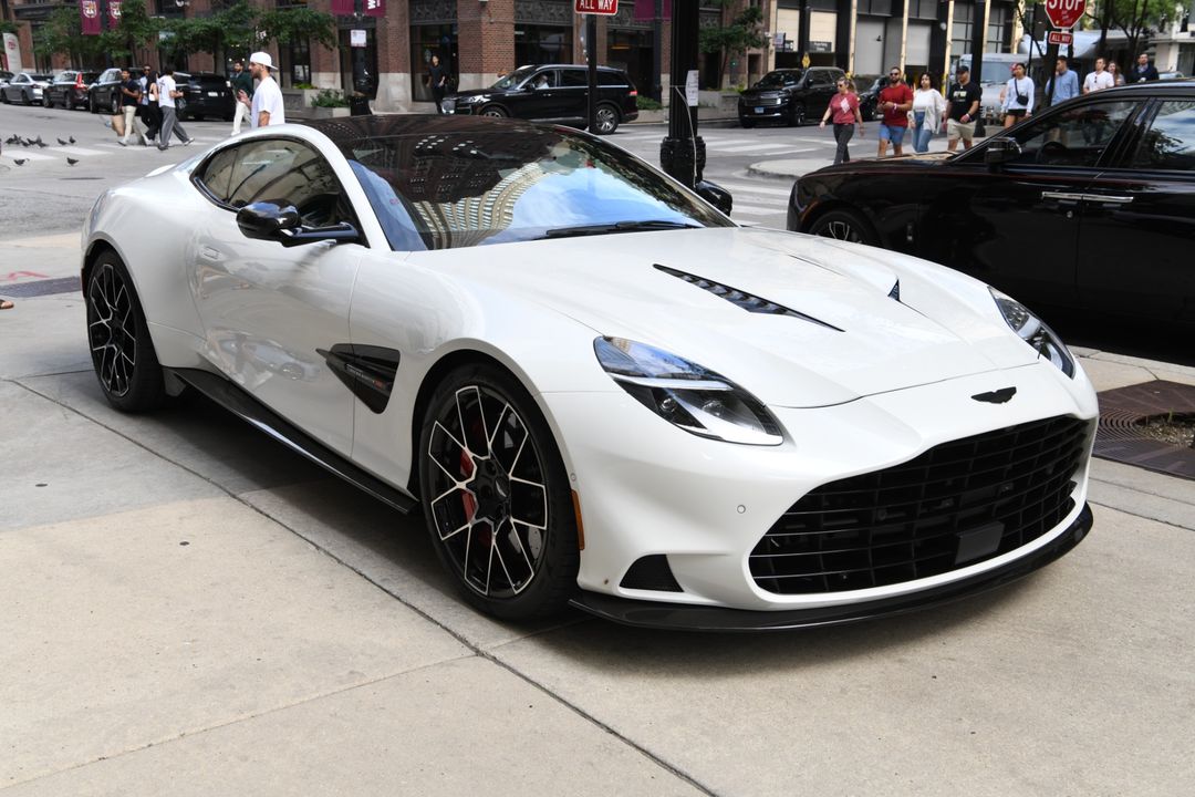 2025 Aston Martin Vanquish