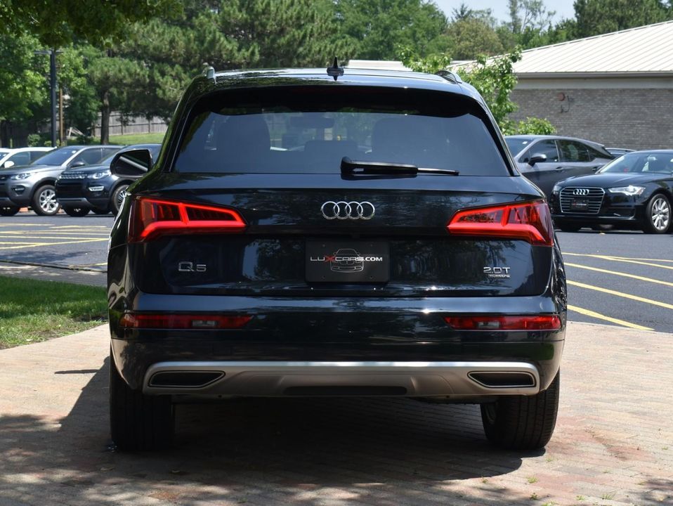 2018 Audi Q5 Premium Plus w/Cold Weather Package and Nougat Brown, Leather Interior