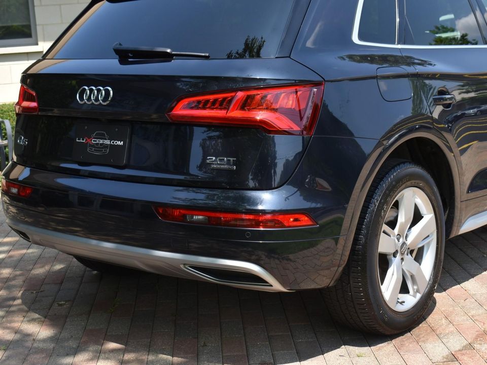 2018 Audi Q5 Premium Plus w/Cold Weather Package and Nougat Brown, Leather Interior