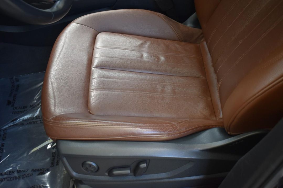 2018 Audi Q5 Premium Plus w/Cold Weather Package and Nougat Brown, Leather Interior