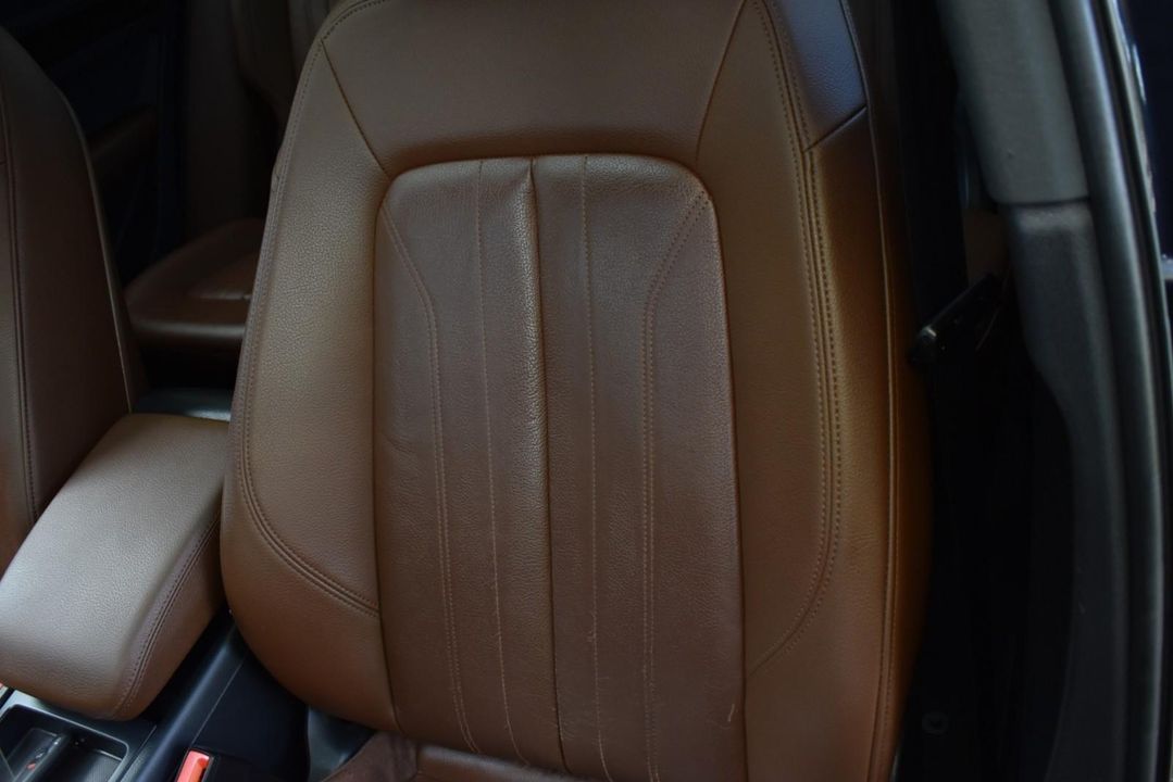 2018 Audi Q5 Premium Plus w/Cold Weather Package and Nougat Brown, Leather Interior
