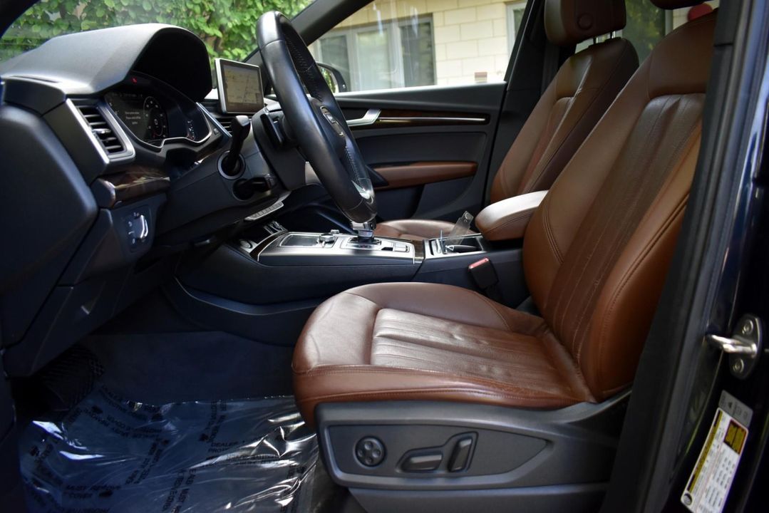 2018 Audi Q5 Premium Plus w/Cold Weather Package and Nougat Brown, Leather Interior