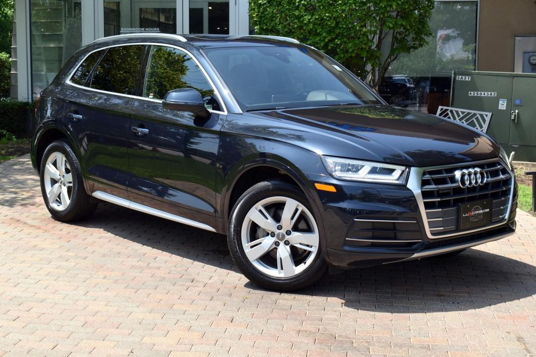 2018 Audi Q5 Premium Plus w/Cold Weather Package and Nougat Brown, Leather Interior