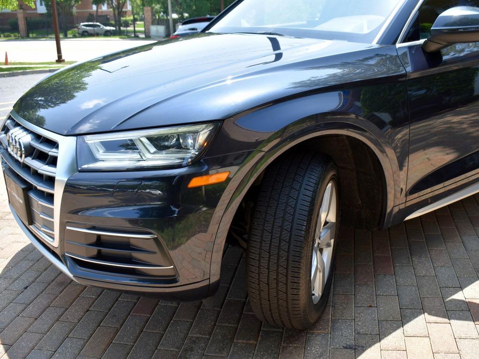 2018 Audi Q5 Premium Plus w/Cold Weather Package and Nougat Brown, Leather Interior