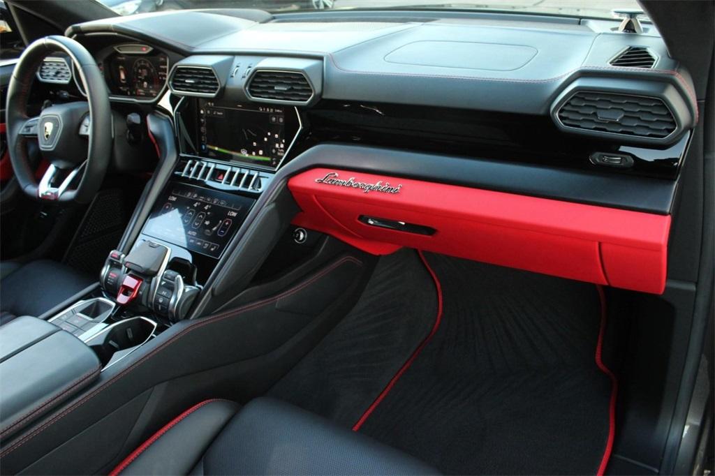 2023 Lamborghini Urus