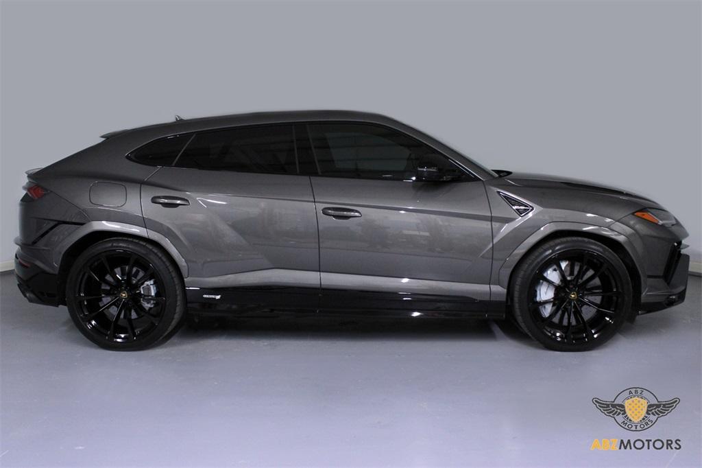 2023 Lamborghini Urus