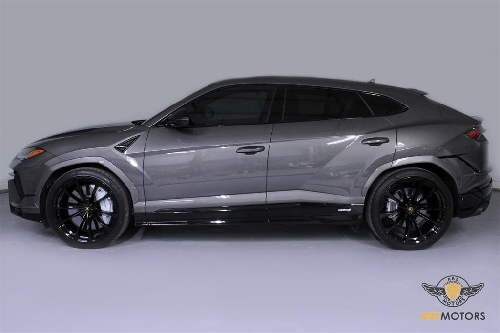 2023 Lamborghini Urus