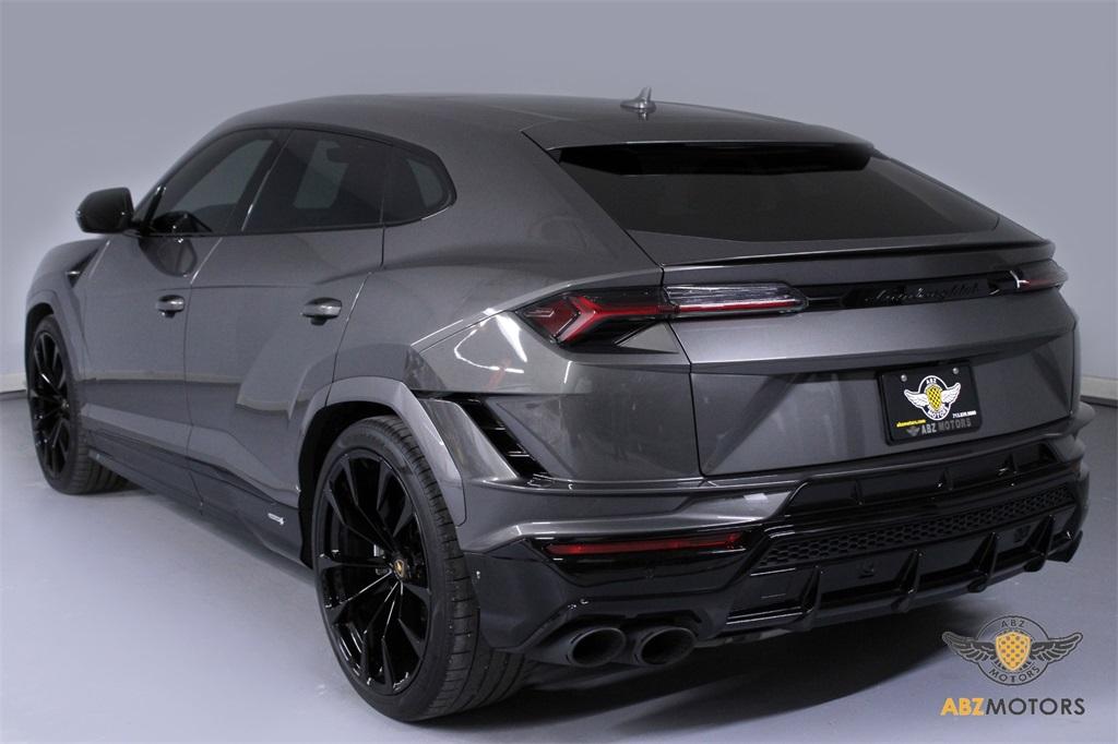 2023 Lamborghini Urus
