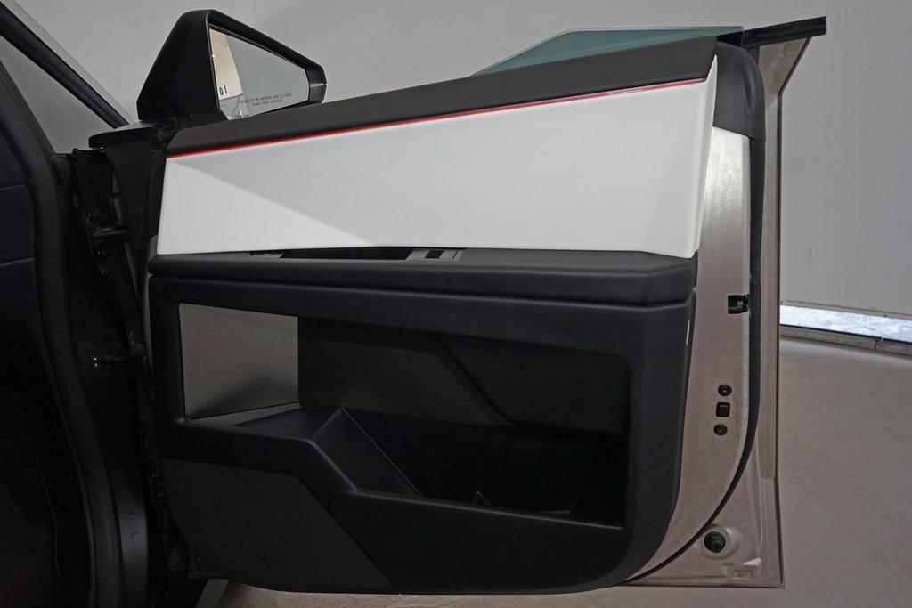 2024 Tesla Cybertruck