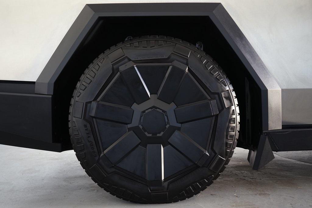2024 Tesla Cybertruck