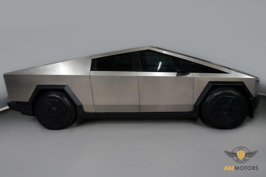 2024 Tesla Cybertruck